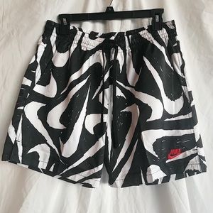 NEW Nike Flow Woven Shorts